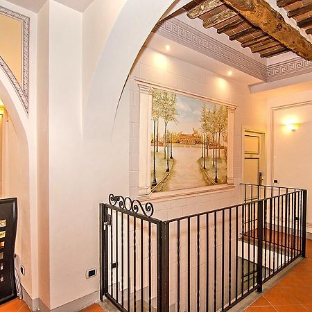 Dimora Dei Guelfi Luxury Rooms Λούκα Εξωτερικό φωτογραφία